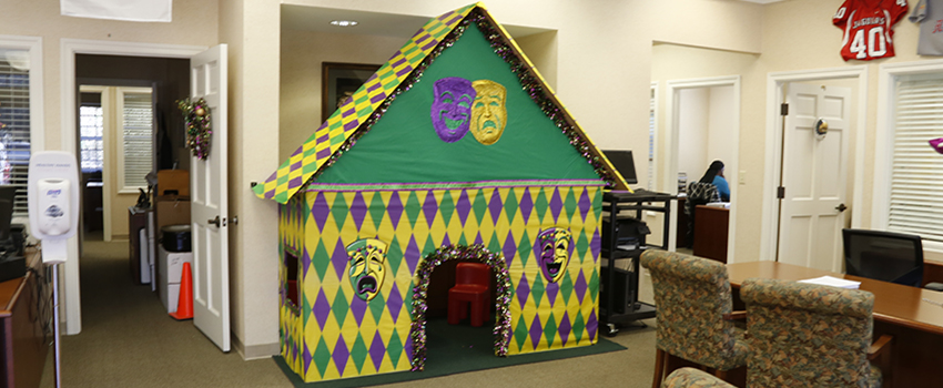 USA Federal Credit Union Lobby with decorated play area